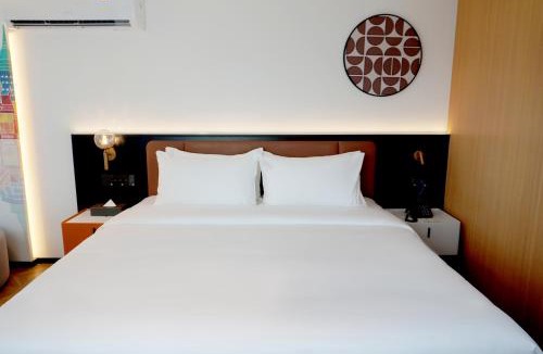 Ratchadaphisek Hotel | L-Seven Hotel