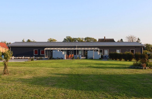 Pruchten Apartment | Large apartment with 3 bedrooms, 2 bathrooms and infrared cabin