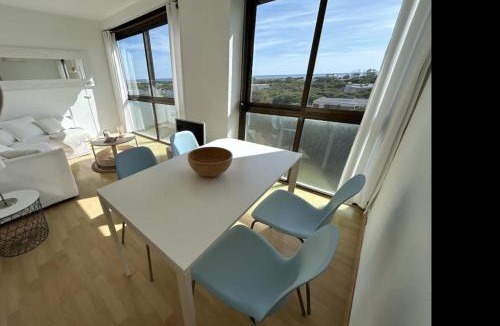 Gava Apartment | LETS HOLIDAYS Bright Apartment In Gava Mar