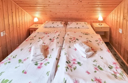 Waltersdorf Apartment | Look forward to a wonderful vacation close to nature in this vacation apartment.
