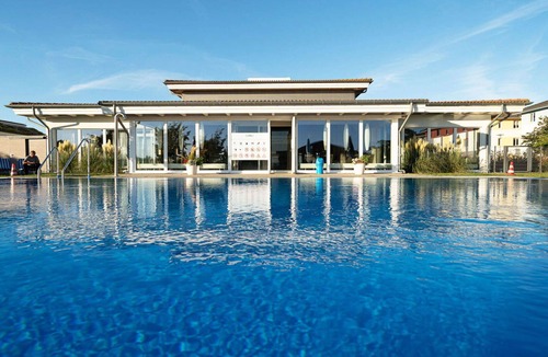 Tarnewitz Apartment | Lovely apartment for 4 people with pool, WIFI, TV and terrace