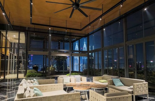 Golden Triangle Condo | Luxe Spacious 2BR Condo KLCC 600mbps Full Furnish by La Gente Sdn Bhd