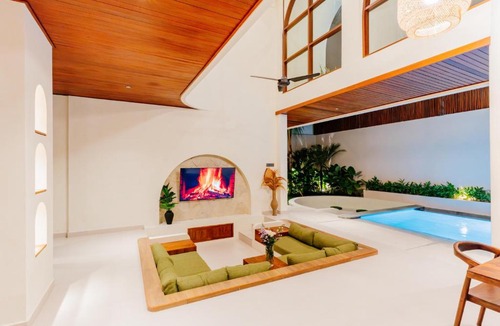 Kartika Plaza Villa | Luxury Villa Noah - Walkable to Shopping Mall & Waterbom Bali
