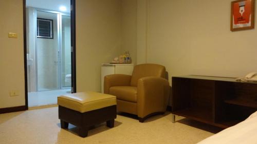 Makkasan Hotel | Mango Bedroom Inn