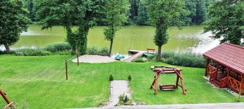 Kuty Apartment | Mazurski Raj - Komfortowy dom nad jeziorem