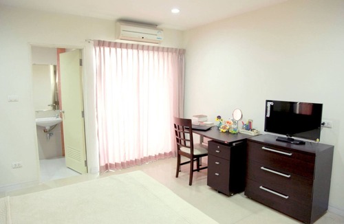 Nonthaburi Hotel | Meesook Residence