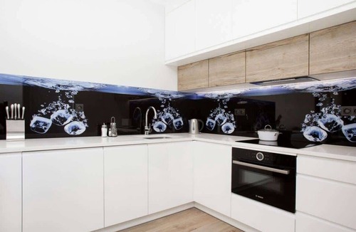 Wola Apartment | Modern Apartment with Air Conditioning | 2 Bedrooms | Parking