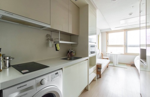 Gangseo Apartment | Modern Studio in Seoul near Gimpo Airport
