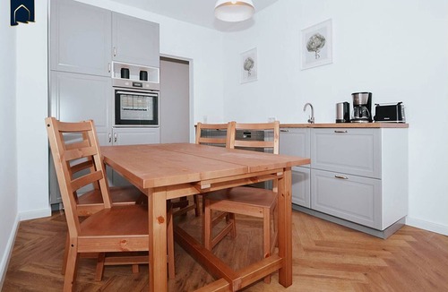Ahlbeck Apartment | Modern vacation apartment in Ahlbeck with terrace - only 400 m to the beach