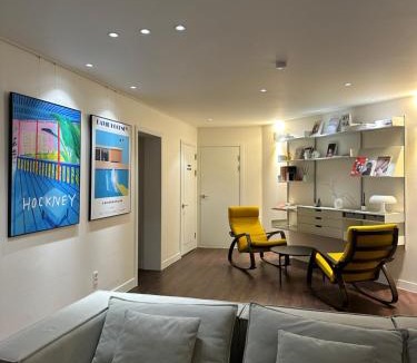 Myeongdong House | Moderno