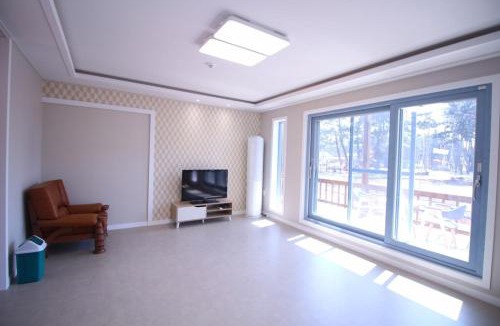 Pan-mal House | Mongsanpo High Beach Pension