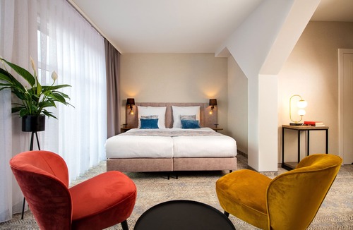 Wesoła Zachod Hotel | MR67 Mayera Rapaporta
