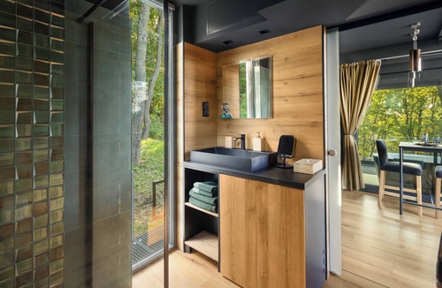 Szentendrei Cabin | Only You. See and hear the closeness of nature in this unique accommodation.