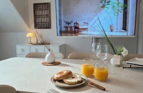 Seongsu Apartment | OPEN SALE # 7min walk to Seongsu Station # Yeonmujang-gil # LUX 3BR 4Beds # Ttukseom Hangang Outdoor Swimmimg Pool #Lotte World Tower #Gangnam #COEX #KSPO