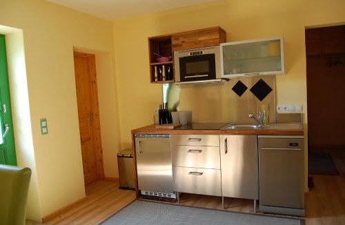 Schmatzin Apartment | "Ostsee-Kate" - Komfort-Ferienwohnungen zwischen Peene und Usedom -
