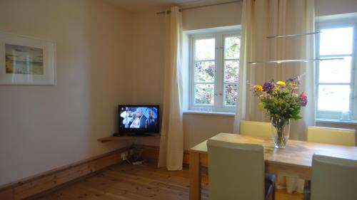 Schmatzin Apartment | "Ostsee-Kate" - Komfort-Ferienwohnungen zwischen Peene und Usedom -