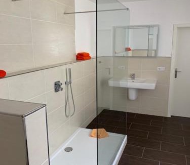 Bernburg House | Pensionett