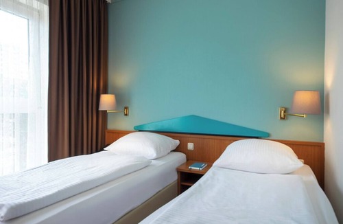Maintal-Doernigheim Hotel | Pet-Friendly Comfort Room Near Attractions – Ideal for Exploring Frankfurt