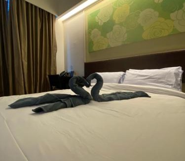 Petaling Jaya Hotel | PJ Centrestage Hotel walkable to LRT-2