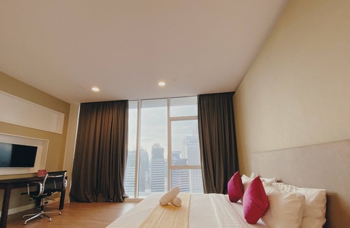 Kuala Lumpur City Centre Hotel | Platinum Service Suites Kuala Lumpur KLCC