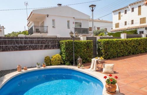 El Roc de Sant Gaieta Villa | Private Villa with Pool & BBQ - Barcelona