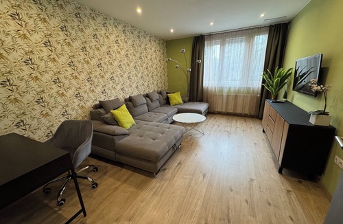Zuglo Apartment | Quiet family-friendly 2BR apartment in Budapest near Metro & Thermal Baths