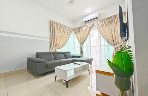 Salak South Apartment | Razak City Residence at Sungai Besi, Kuala Lumpur by Liberty Homes