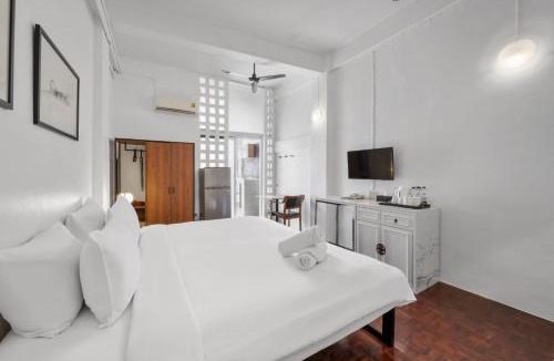 Talat Noi House | River View Residence