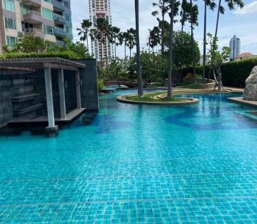 Bang Lamphu Lang Apartment | Room near Iconsiam 2km