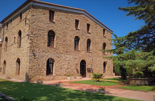 Tordera Cottage | Rural, charming and cozy farmhouse ideal for families!