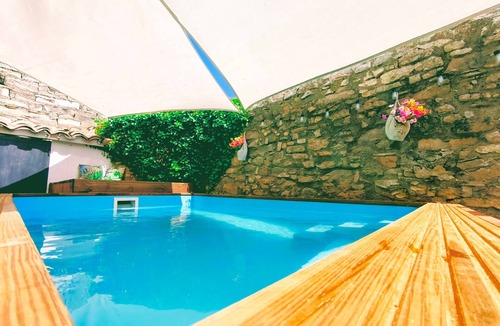 Sant Guim de la Plana House | Rural House 'La Rectoria De Vicfred' with Mountain Views, Wi-Fi and Air Conditioning