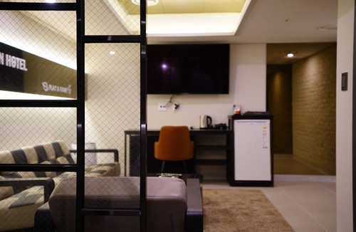 Yongdap-tong Hotel | Saturn Hotel