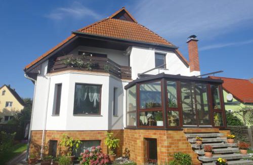 Marzahn Apartment | Schmidt Apartment