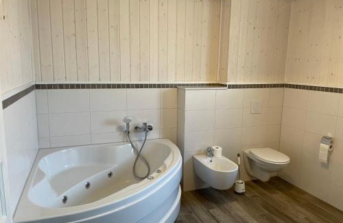 Mirow House | Schwan 312