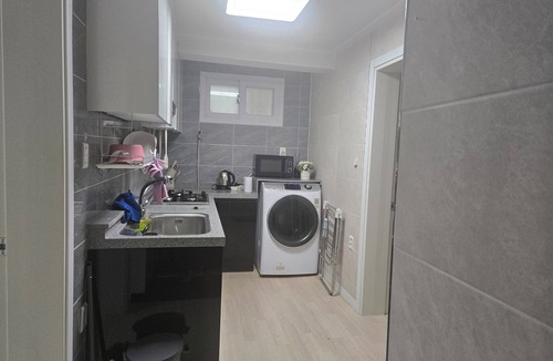 Nangok-dong Apartment | Seoul 3 Bedream House, 20 minutes away from GangnamnFast Internet, Soft Bedding