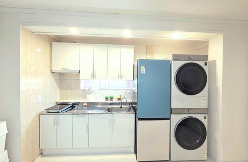 Yongdap-tong House | Seoul's 6-bed Boutique Suite/Seong-su 1 stop/3 AC/Dryer/Luggage storage
