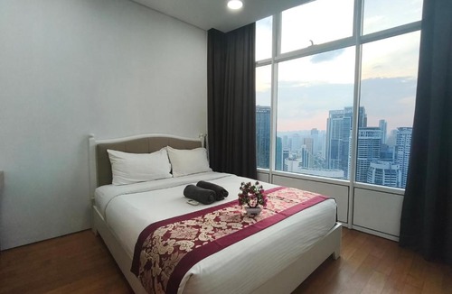 Kuala Lumpur City Centre Apartment | Sky suites klcc by chia stay