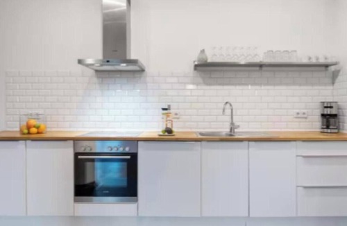 Moabit Apartment | Spacious 4-Bedroom Apartment in Central Berlin