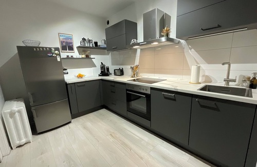 Osterath Apartment | Spacious 65m2 apartment New fitted kitchen - Optimal connection - With garden
