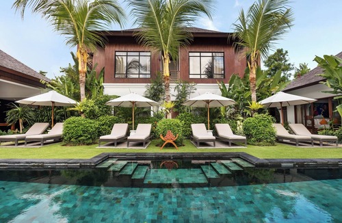 Drupadi Villa | Spacious, 8 Bedroom Villa in Seminyak