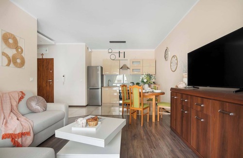 Torun Apartment | Spacious Apartment with a Balcony | Parking | 2 Bedrooms