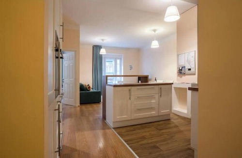Ujlipotvaros Apartment | Stylish 2-Bedroom Apartment in Budapest’s Trendy Riverside District