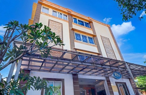 Kartika Plaza House | Stylish DBL Suite Escape W/Free WiFi and Parking