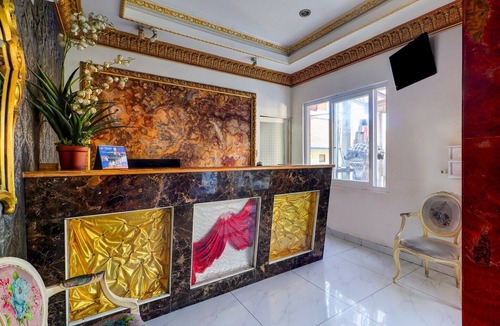 Kartika Plaza House | Stylish DBL Suite Escape W/Free WiFi and Parking