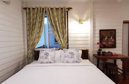 Wachira Phayaban House | TAVEE Guesthouse