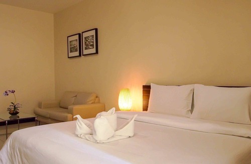 Ratchadaphisek Hotel | The Atrium Ratchada 13