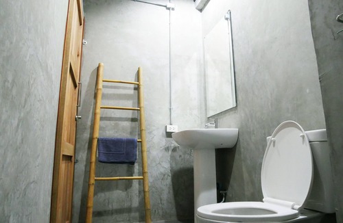 Khlong San Hostel | The Companion - Hostel