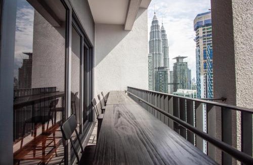 Kuala Lumpur City Centre Apartment | The Mews KLCC by Plush