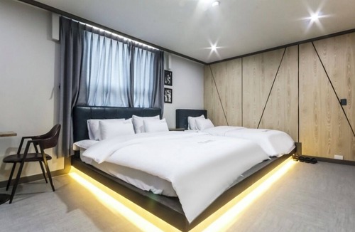 Jinhae Hotel | The Sharp Hotel