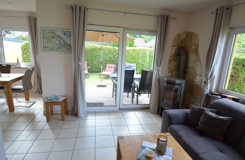 Neeberg House | "Tobi" Vacation Home for 4 people and 2 dogs (no other pets).